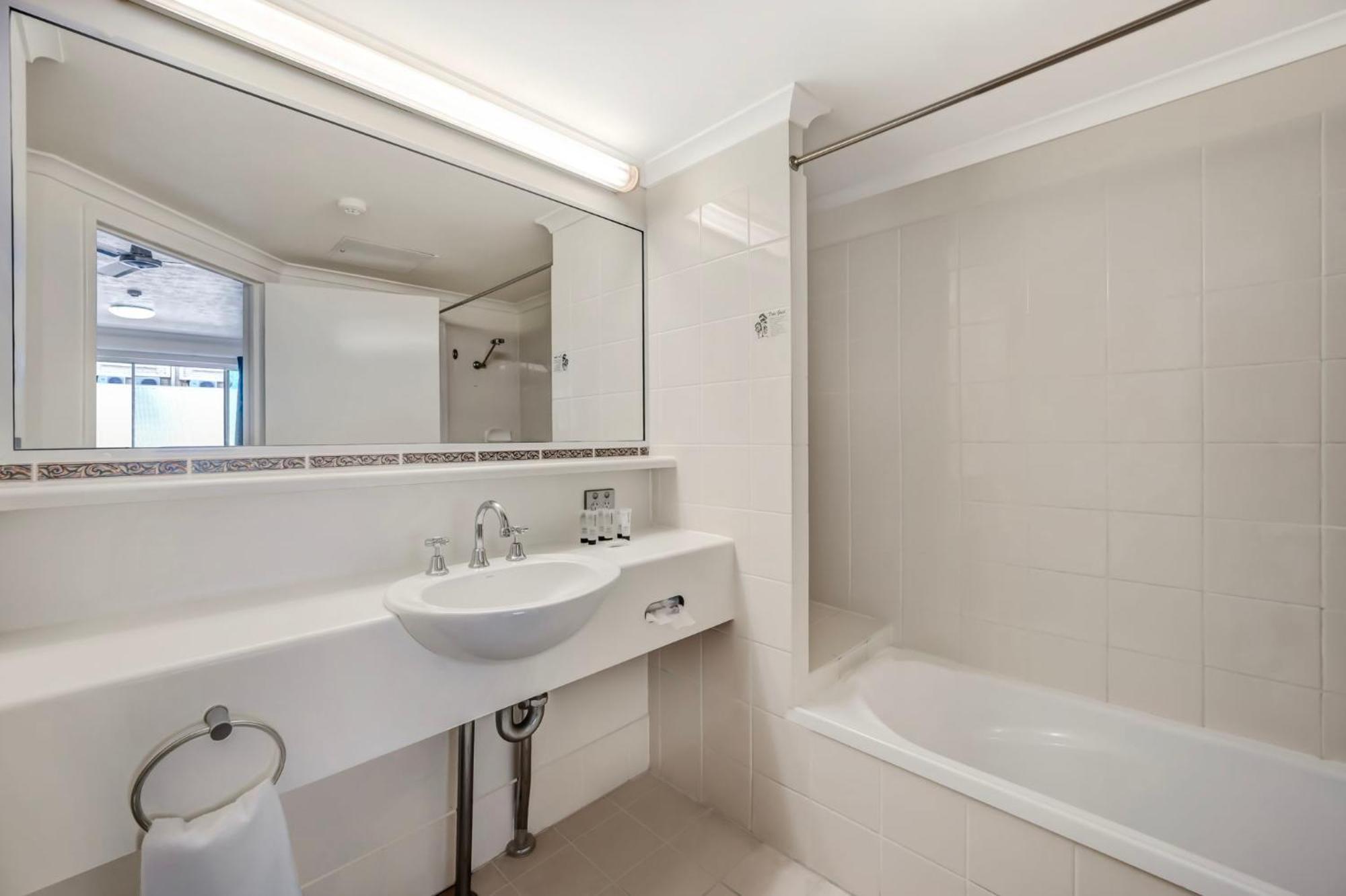 City Oasis Inn Townsville, Surestay Collection By BW Esterno foto
