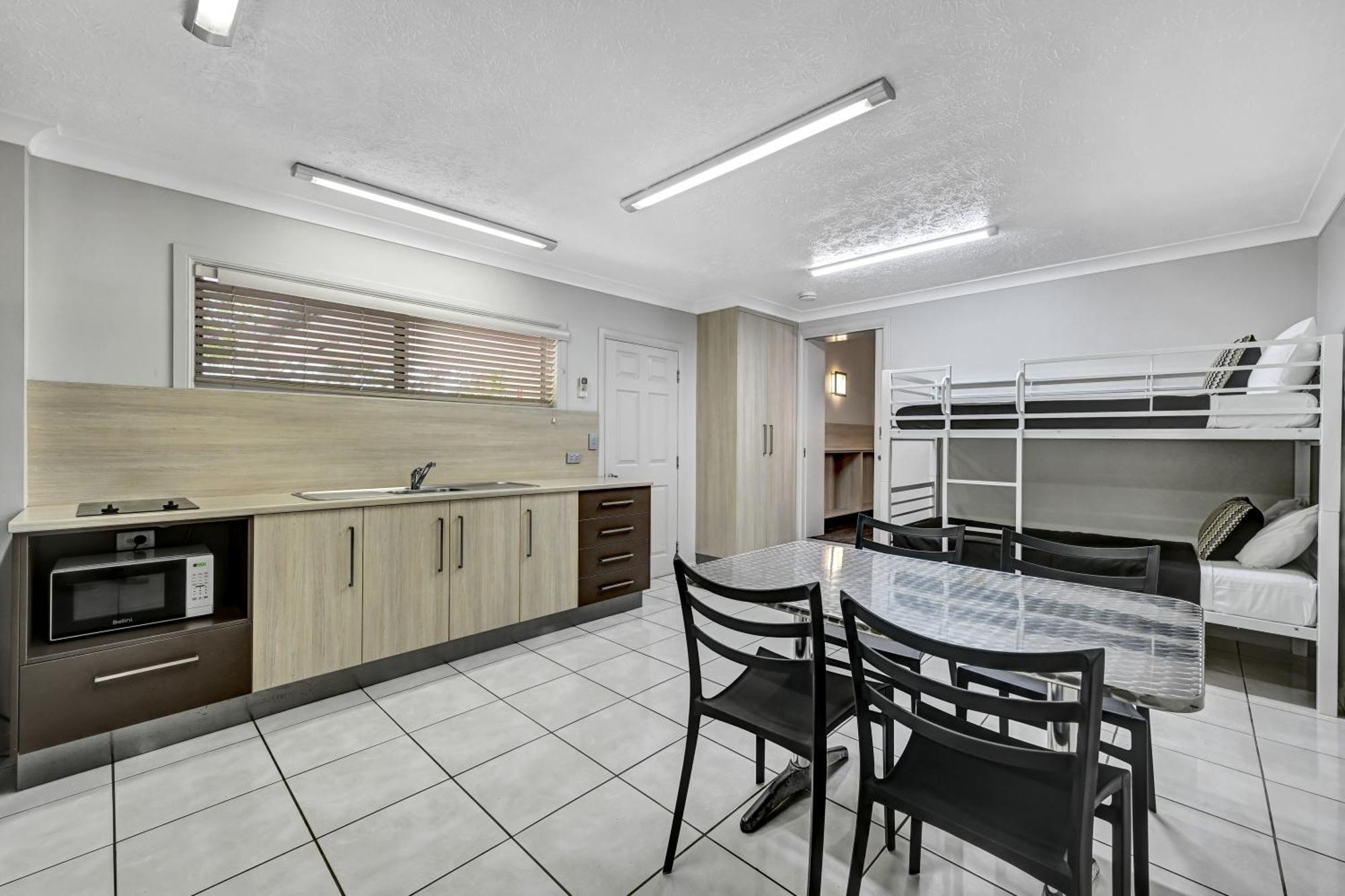 City Oasis Inn Townsville, Surestay Collection By BW Esterno foto