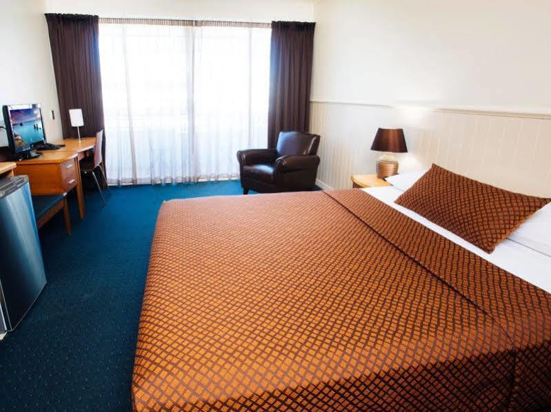 City Oasis Inn Townsville, Surestay Collection By BW Esterno foto